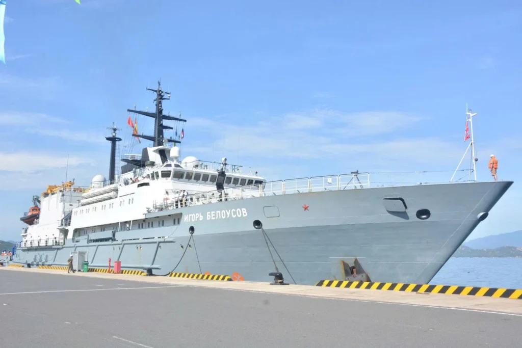 Russian Naval Visit Vietnam Begins with Cam Ranh Port Stop