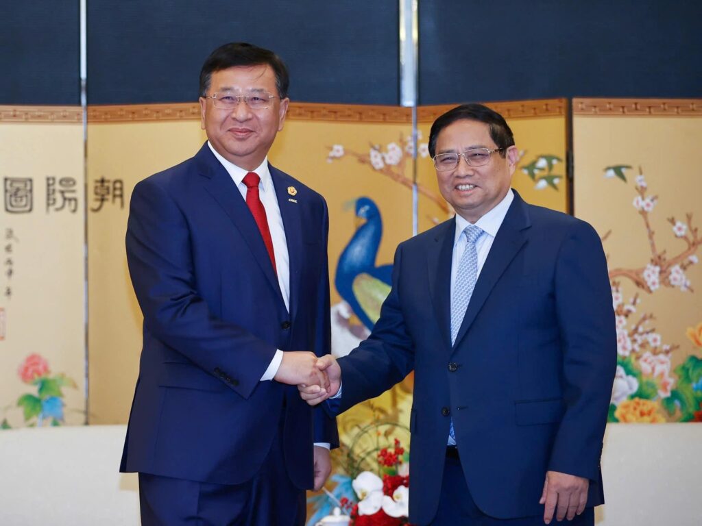 Chinese Firms Seek Fresh Vietnam Investment Growth
