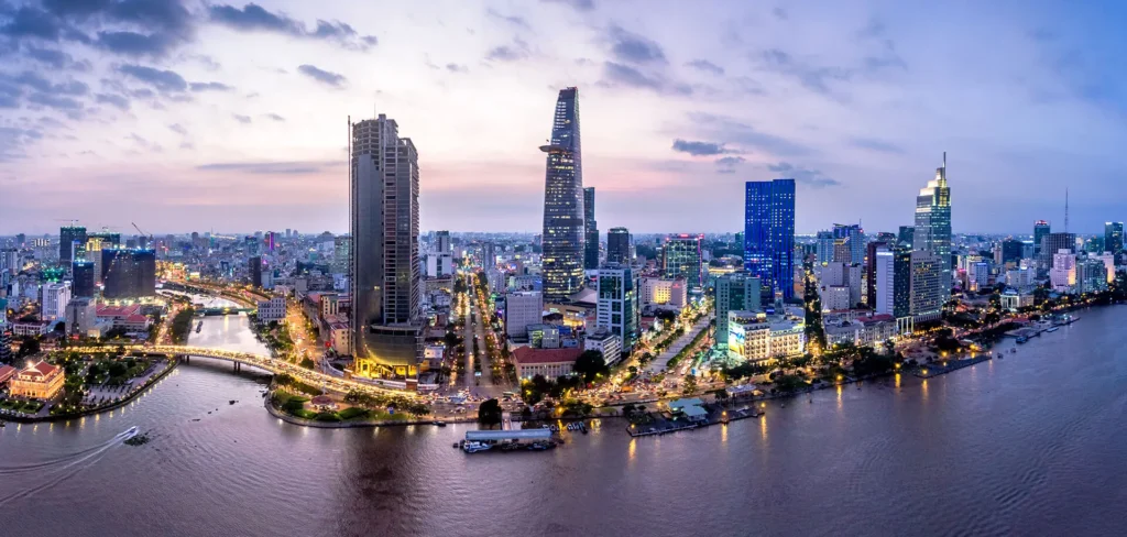 HCMC Businesses Exiting Market At Higher Rate