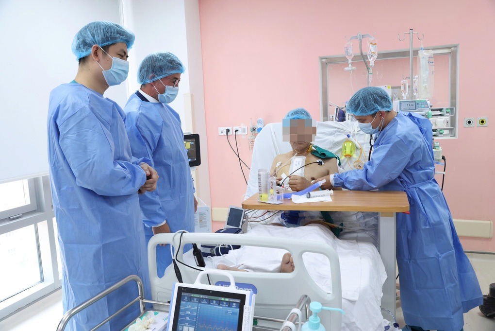 Vietnam Hospital Uses New Heart Device Today Vietnam Hospital Uses New Heart Device Today