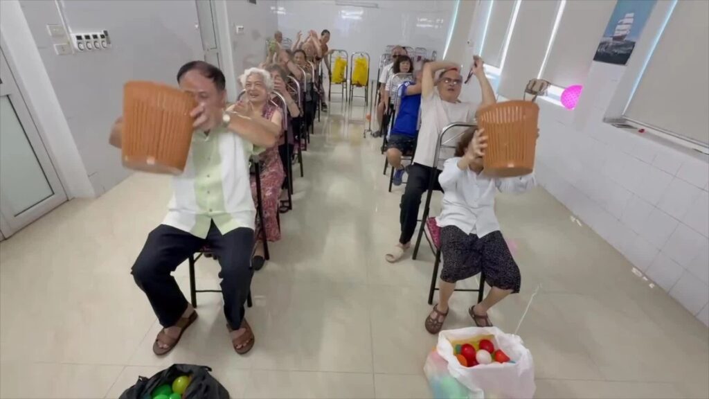 Hanoi Day Care Centre For Seniors Quickly Fills Up Hanoi Day Care Centre For Seniors Quickly Fills Up