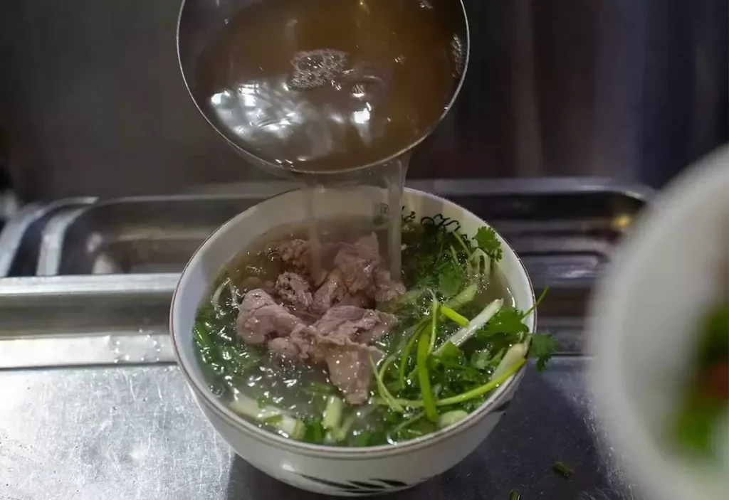 Hanoi Food Guide Highlights Warm Dishes For Autumn